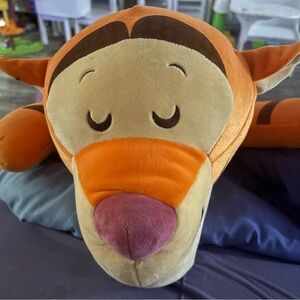 Disney Winnie the Pooh Tigger Cuddleez plush toy